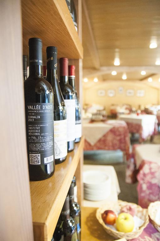 Hotel Vallee De Cogne Eksteriør billede